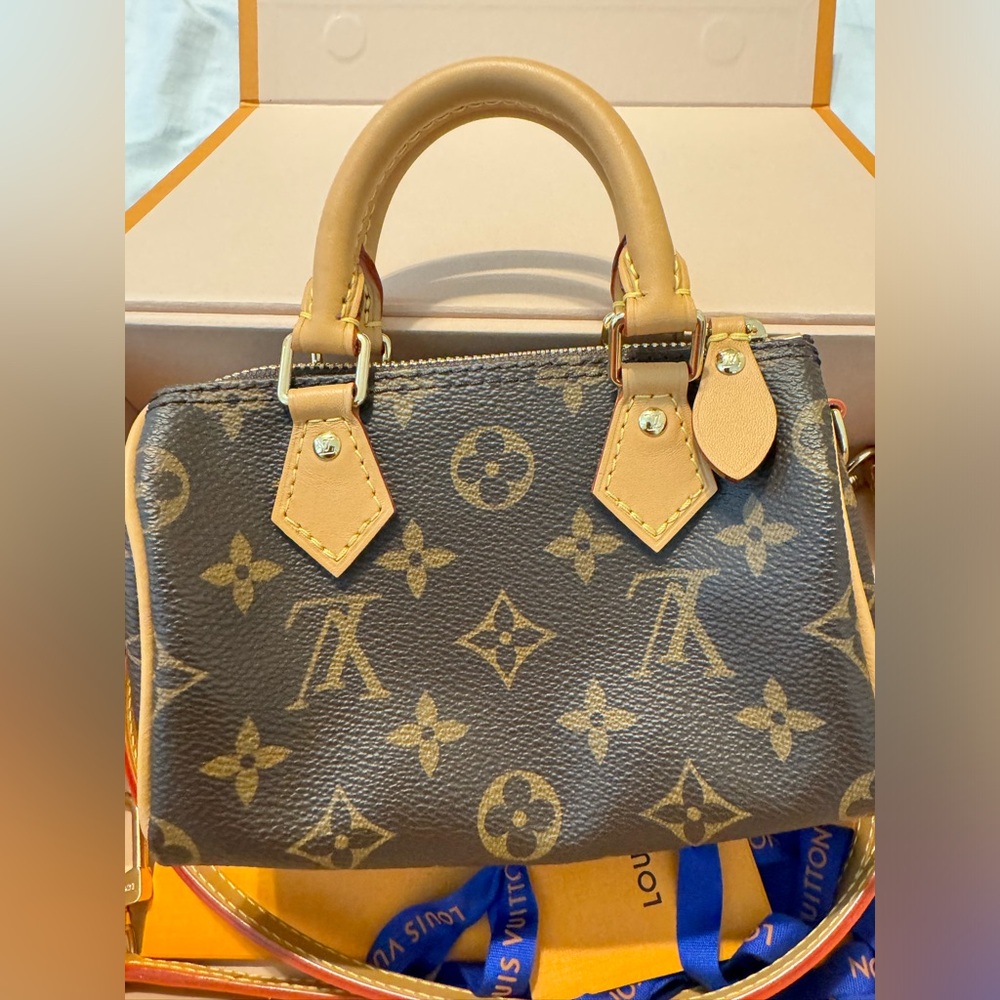 Louis Vuitton Monogram Nano Speedy